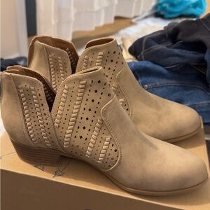 Indigo Beige Ankle Booties